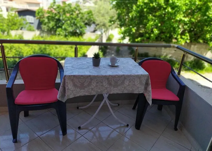 Valbona Apartments