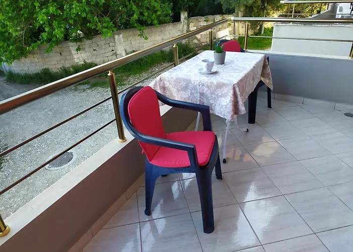 Valbona Apartments